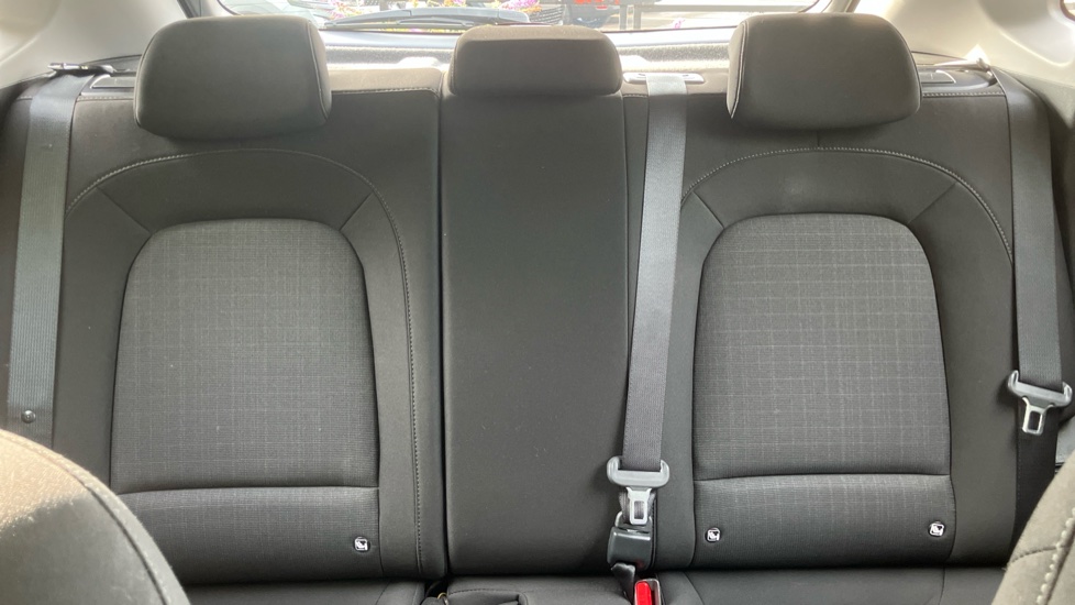 Hyundai KONA 1.0 TGDi 48V MHEV SE Connect 5dr Petrol Hatchback - Image 15