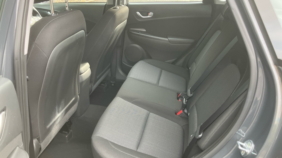Hyundai KONA 1.0 TGDi 48V MHEV SE Connect 5dr Petrol Hatchback - Image 16