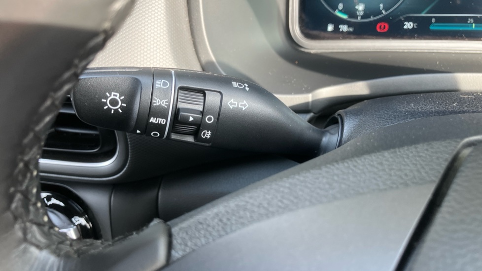 Hyundai KONA 1.0 TGDi 48V MHEV SE Connect 5dr Petrol Hatchback - Image 24