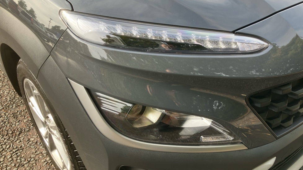 Hyundai KONA 1.0 TGDi 48V MHEV SE Connect 5dr Petrol Hatchback - Image 43