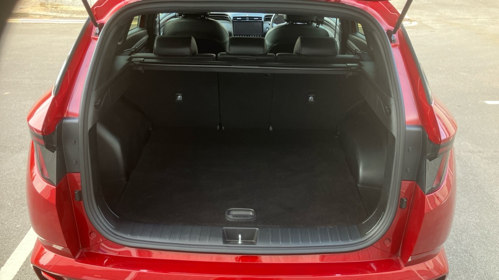 Hyundai TUCSON 1.6 TGDi N Line 5dr 2WD Petrol Estate - Image 4
