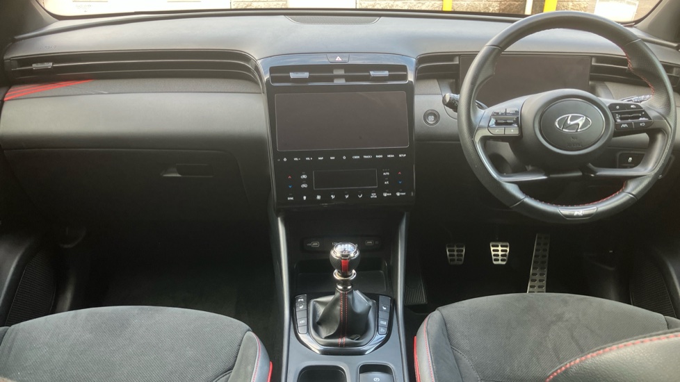 Hyundai TUCSON 1.6 TGDi N Line 5dr 2WD Petrol Estate - Image 10