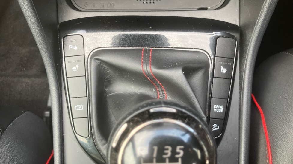 Hyundai TUCSON 1.6 TGDi N Line 5dr 2WD Petrol Estate - Image 29