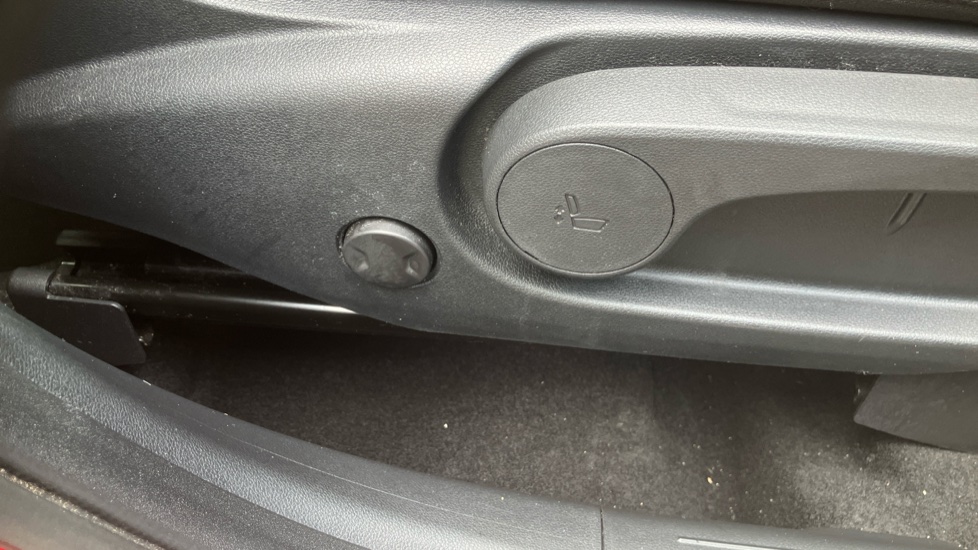 Hyundai TUCSON 1.6 TGDi N Line 5dr 2WD Petrol Estate - Image 35