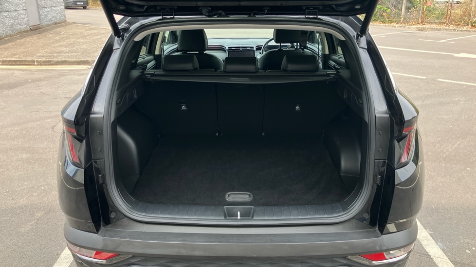 Hyundai TUCSON 1.6 TGDi Ultimate 5dr 2WD Petrol Estate - Image 4