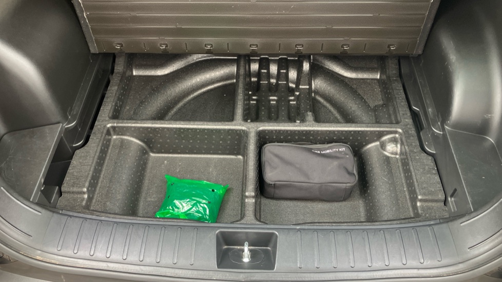 Hyundai TUCSON 1.6 TGDi Ultimate 5dr 2WD Petrol Estate - Image 52