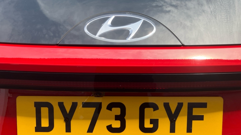 Hyundai TUCSON 1.6 TGDi 48V MHD Ultimate 5dr 2WD DCT Petrol Estate - Image 22