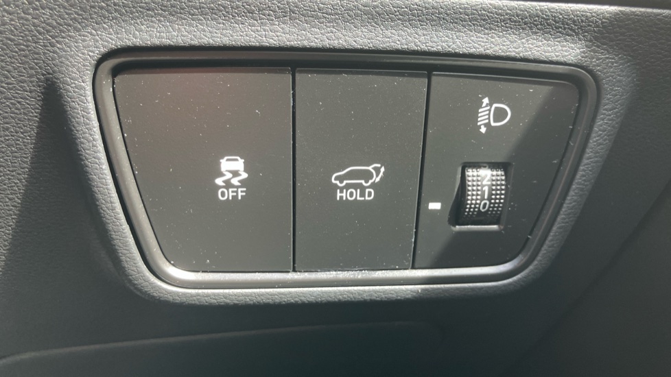 Hyundai TUCSON 1.6 TGDi 48V MHD Ultimate 5dr 2WD DCT Petrol Estate - Image 27