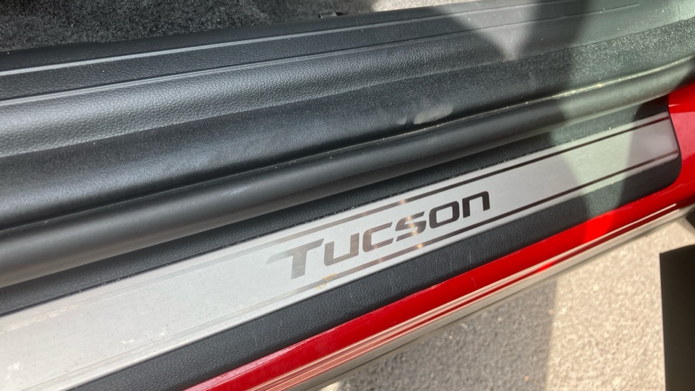 Hyundai TUCSON 1.6 TGDi 48V MHD Ultimate 5dr 2WD DCT Petrol Estate - Image 42