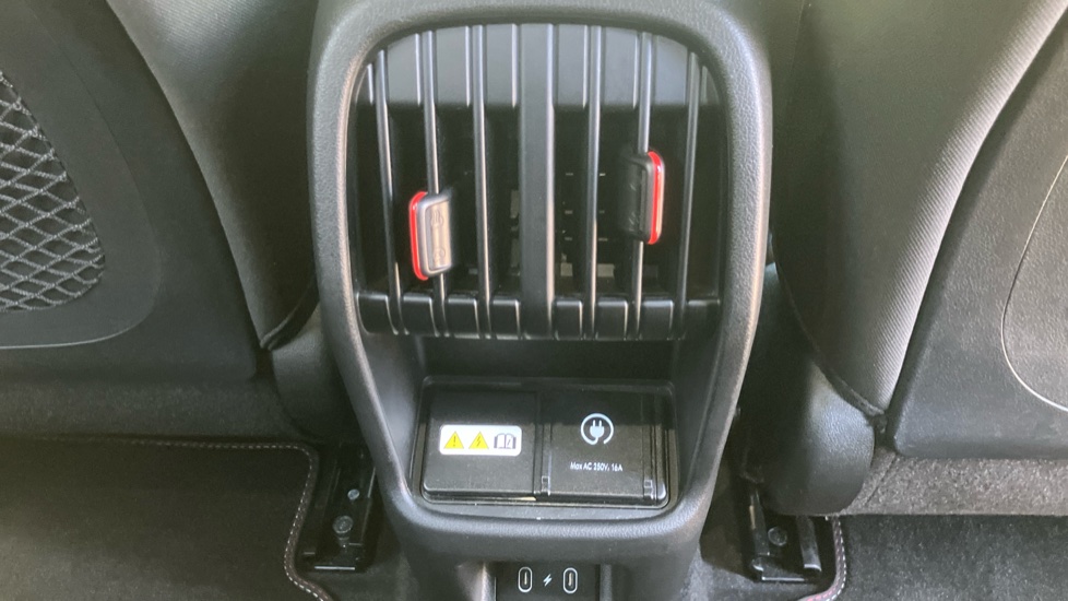 Hyundai KONA 160kW N Line 65kWh 5dr Auto Electric Hatchback - Image 43