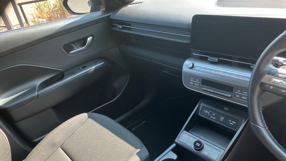 Hyundai KONA 1.6 GDi Hybrid Advance 5dr DCT Hybrid Hatchback - Image 14