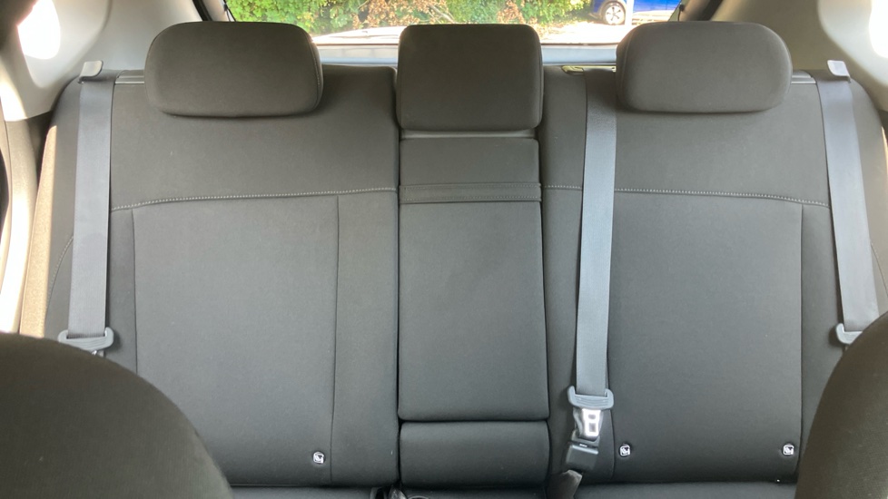 Hyundai KONA 1.6 GDi Hybrid Advance 5dr DCT Hybrid Hatchback - Image 15