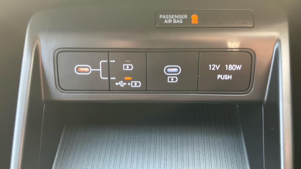 Hyundai KONA 1.6 GDi Hybrid Advance 5dr DCT Hybrid Hatchback - Image 36