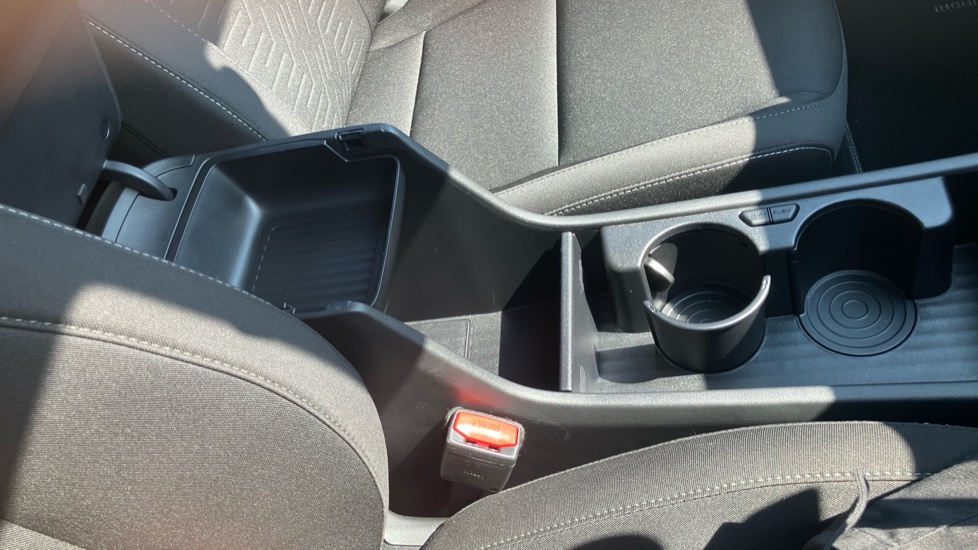 Hyundai KONA 1.6 GDi Hybrid Advance 5dr DCT Hybrid Hatchback - Image 38