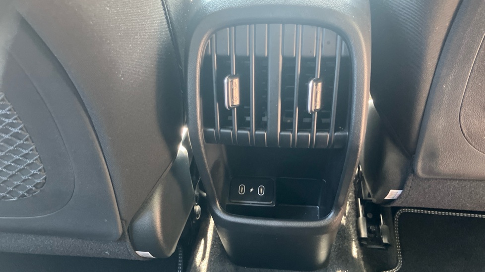 Hyundai KONA 1.6 GDi Hybrid Advance 5dr DCT Hybrid Hatchback - Image 46