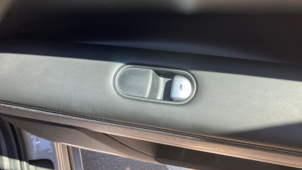 Hyundai IONIQ 5 168kW Premium 77 kWh 5dr Auto [Part Leather] Electric Hatchback - Image 44