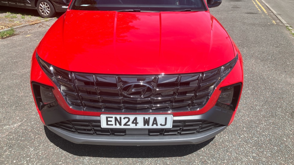 Hyundai TUCSON 1.6 TGDi Plug-in Hybrid N Line 5dr 4WD Auto Estate - Image 8