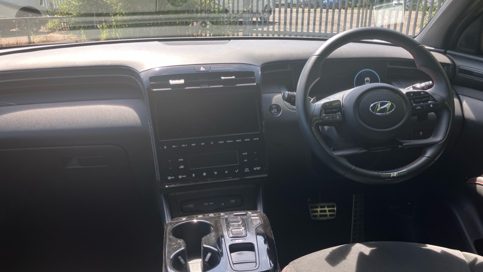 Hyundai TUCSON 1.6 TGDi Plug-in Hybrid N Line 5dr 4WD Auto Estate - Image 10