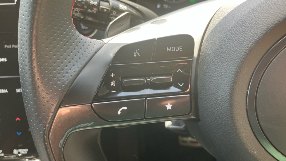 Hyundai TUCSON 1.6 TGDi Plug-in Hybrid N Line 5dr 4WD Auto Estate - Image 22