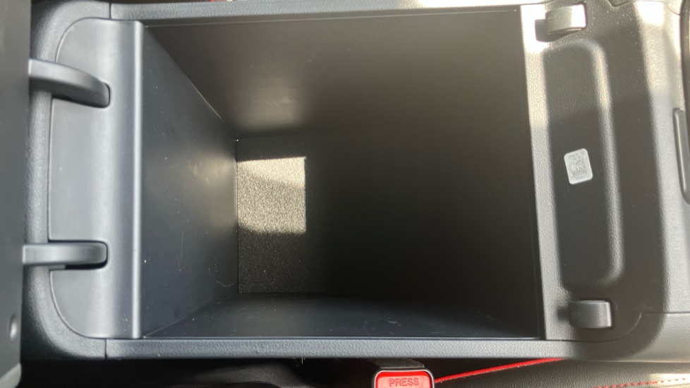Hyundai TUCSON 1.6 TGDi Plug-in Hybrid N Line 5dr 4WD Auto Estate - Image 26