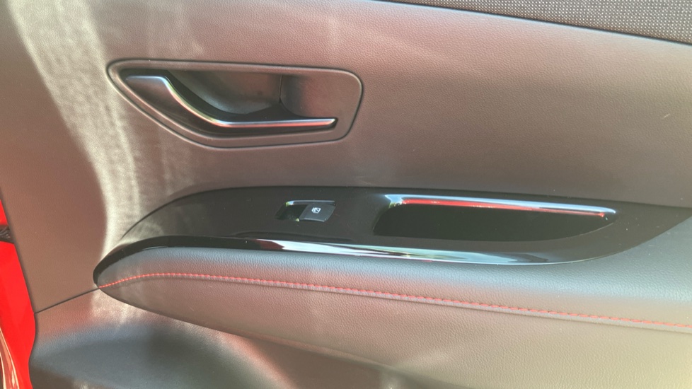 Hyundai TUCSON 1.6 TGDi Plug-in Hybrid N Line 5dr 4WD Auto Estate - Image 33