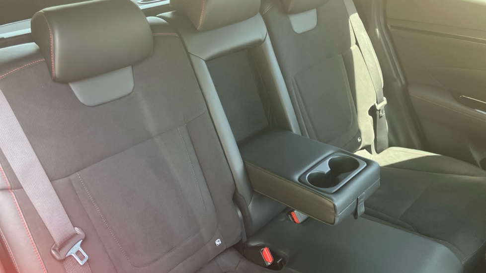 Hyundai TUCSON 1.6 TGDi Plug-in Hybrid N Line 5dr 4WD Auto Estate - Image 35