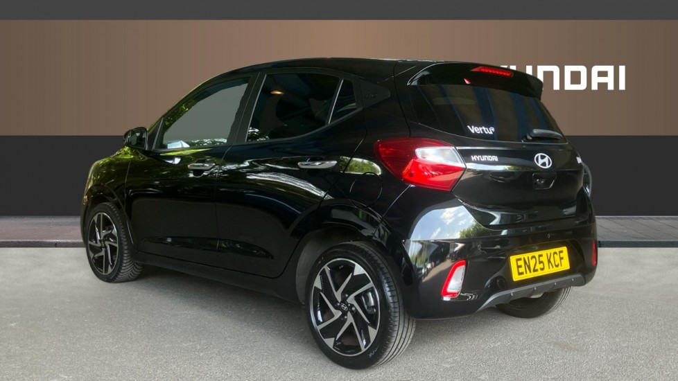 Hyundai i10 1.2 [79] Premium 5dr Auto [Nav] Petrol Hatchback - Image 2
