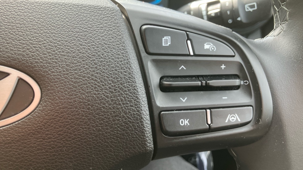 Hyundai i10 1.2 [79] Advance 5dr Auto [Nav] Petrol Hatchback - Image 22