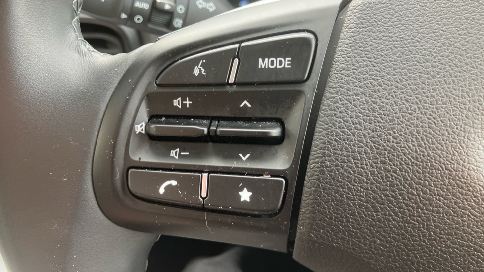 Hyundai i10 1.2 [79] Advance 5dr Auto [Nav] Petrol Hatchback - Image 23