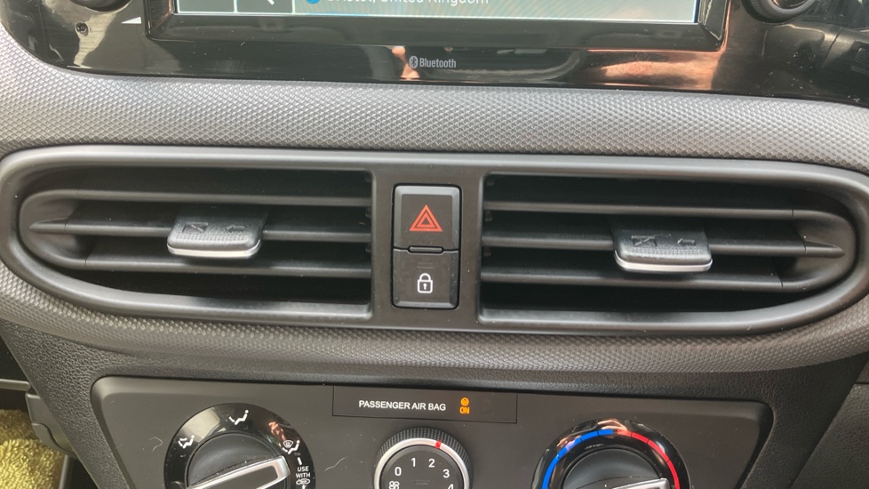 Hyundai i10 1.2 [79] Advance 5dr Auto [Nav] Petrol Hatchback - Image 26
