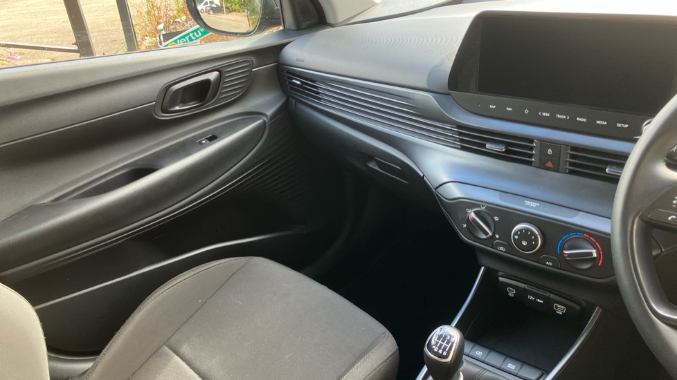 Hyundai i20 1.0T GDi Advance [Nav] 5dr Petrol Hatchback - Image 14