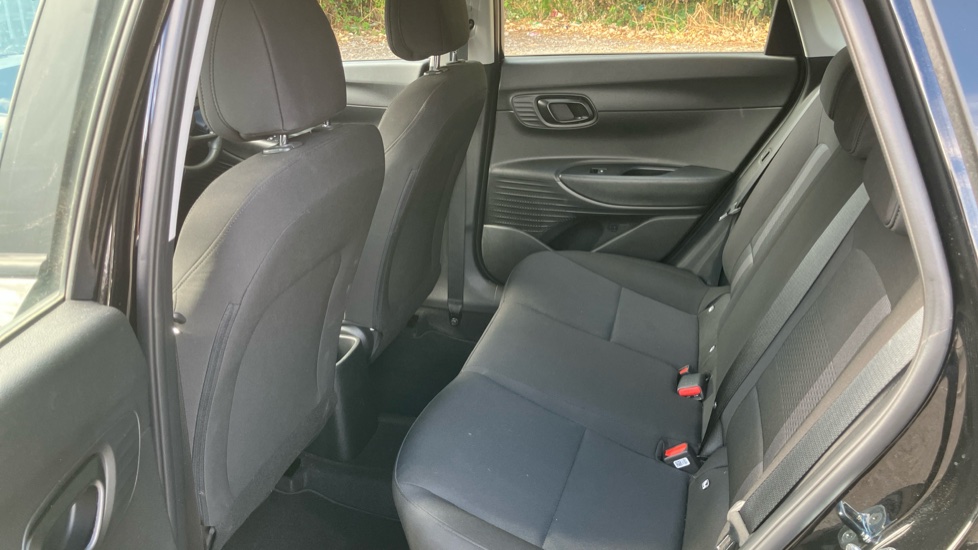 Hyundai i20 1.0T GDi Advance [Nav] 5dr Petrol Hatchback - Image 16