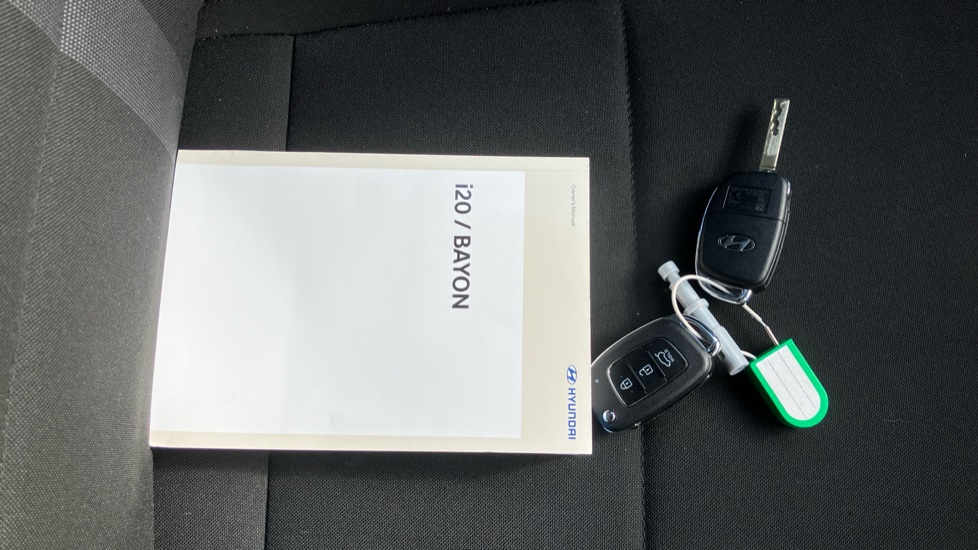 Hyundai i20 1.0T GDi Advance [Nav] 5dr Petrol Hatchback - Image 19
