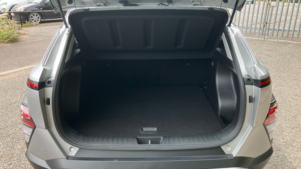 Hyundai KONA 1.6T 138 Advance 5dr Petrol Hatchback - Image 4