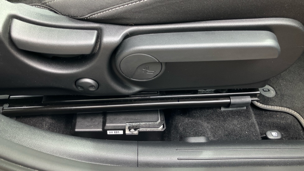 Hyundai KONA 1.6T 138 Advance 5dr Petrol Hatchback - Image 38