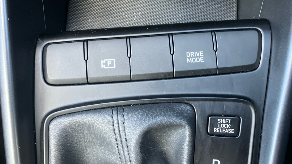 Hyundai i20 1.0T GDi Advance 5dr DCT Petrol Hatchback - Image 25