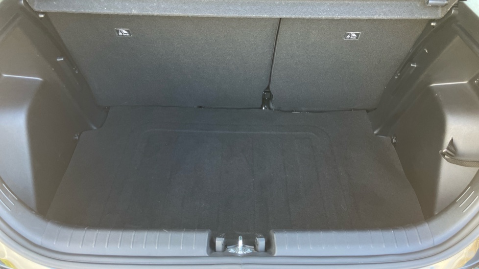 Hyundai i20 1.0T GDi Advance 5dr DCT Petrol Hatchback - Image 57