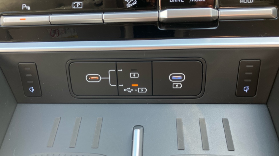 Hyundai SANTA FE 1.6 TGDi 239 Hybrid Ultimate 5dr Auto Hybrid Estate - Image 34