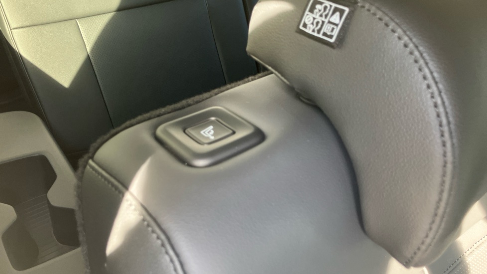 Hyundai SANTA FE 1.6 TGDi 239 Hybrid Ultimate 5dr Auto Hybrid Estate - Image 49