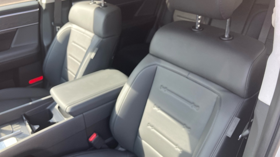 Hyundai SANTA FE 1.6 TGDi 239 Hybrid Ultimate 5dr Auto Hybrid Estate - Image 57