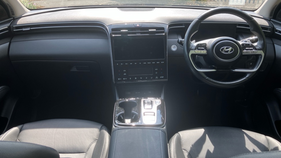 Hyundai TUCSON 1.6 TGDi Hybrid 230 Ultimate 5dr 2WD Auto Hybrid Estate - Image 10