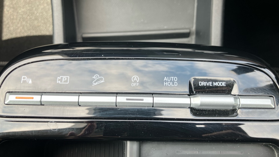 Hyundai TUCSON 1.6T 150 Premium 5dr DCT Petrol Estate - Image 34