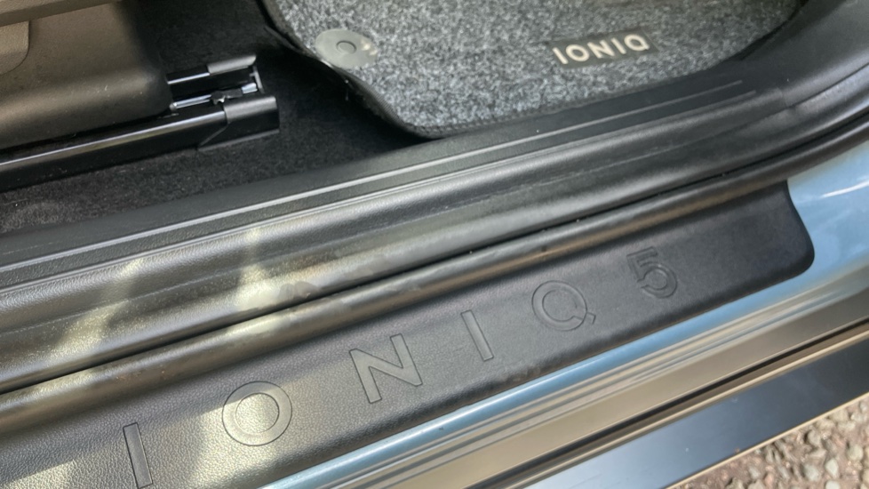 Hyundai IONIQ 5 125kW Premium 58 kWh 5dr Auto Electric Hatchback - Image 43