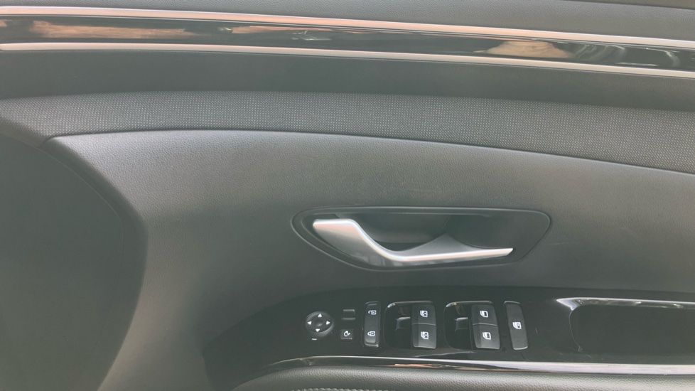Hyundai TUCSON 1.6 TGDi SE Connect 5dr 2WD Petrol Estate - Image 37