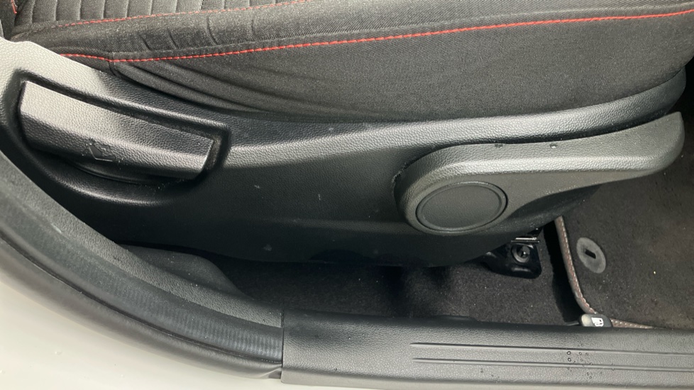 Hyundai i10 1.0T [90] N Line 5dr [Nav] Petrol Hatchback - Image 39
