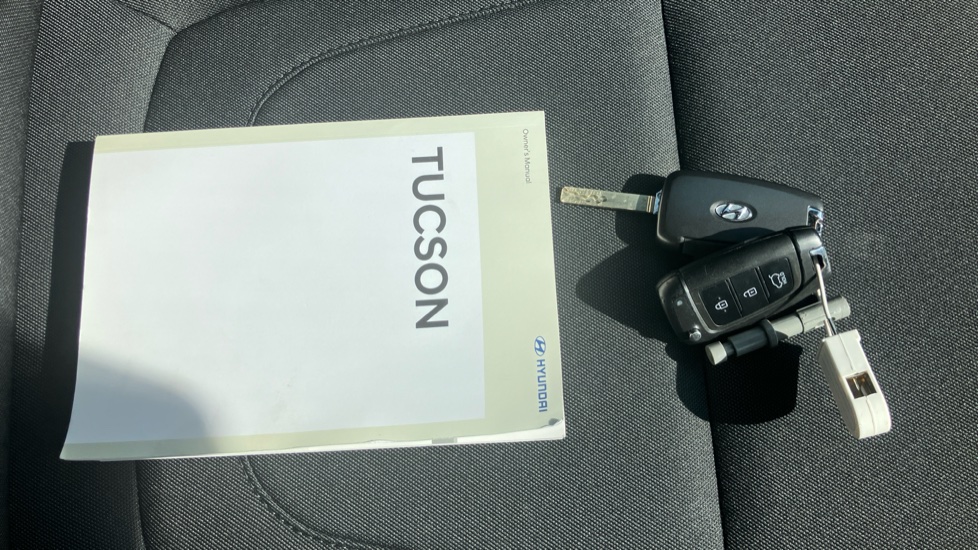 Hyundai TUCSON 1.6 TGDi SE Connect 5dr 2WD Petrol Estate - Image 19