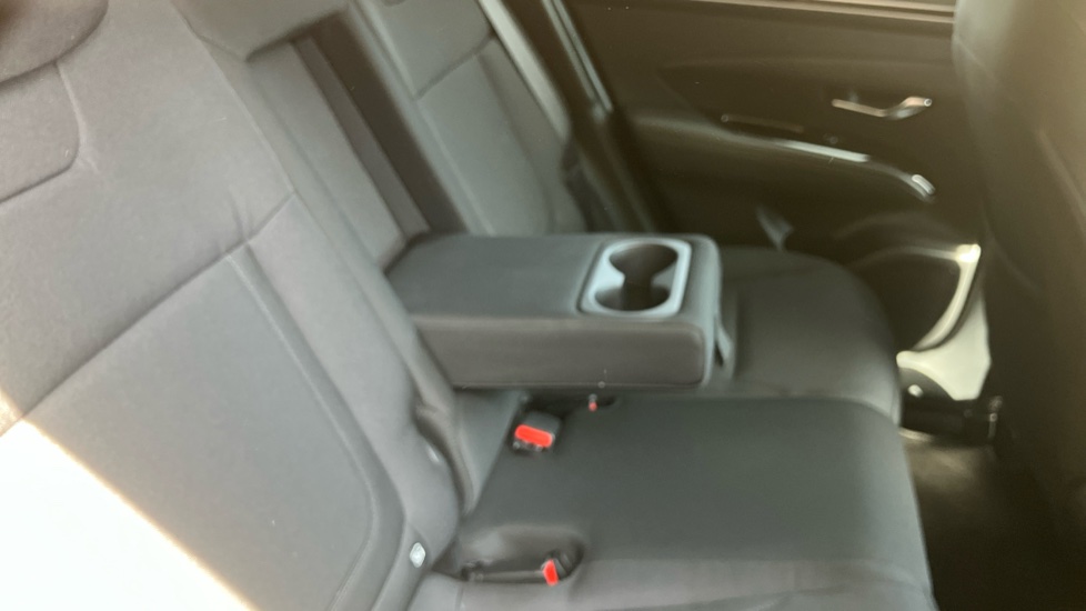 Hyundai TUCSON 1.6 TGDi SE Connect 5dr 2WD Petrol Estate - Image 45
