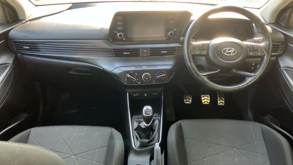 Hyundai BAYON 1.0 TGDi 48V MHEV SE Connect 5dr Petrol Hatchback - Image 10