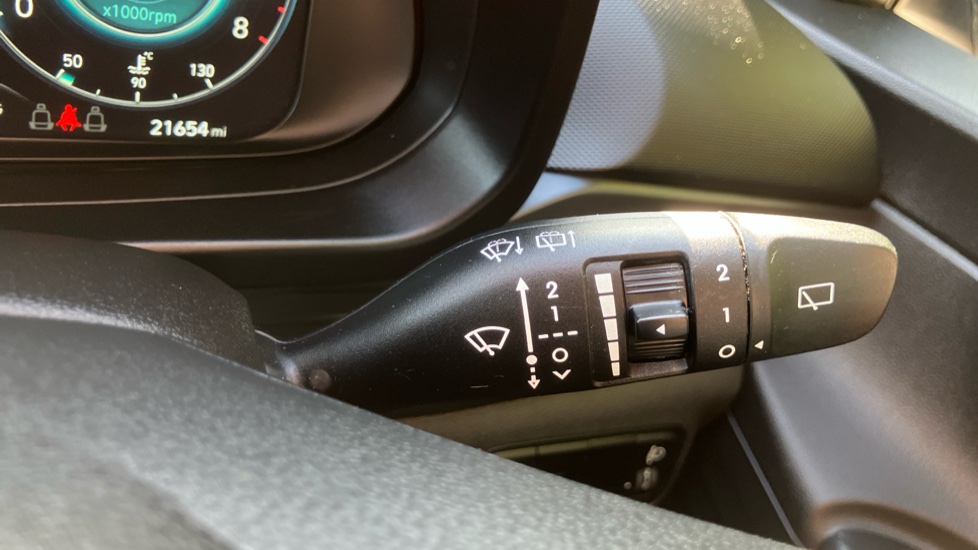 Hyundai BAYON 1.0 TGDi 48V MHEV SE Connect 5dr Petrol Hatchback - Image 22