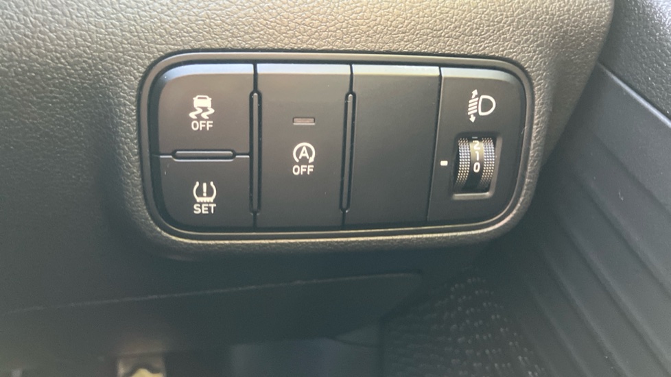 Hyundai BAYON 1.0 TGDi 48V MHEV SE Connect 5dr Petrol Hatchback - Image 25
